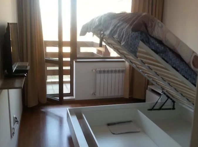 Aparthotel Belveder Club Private 4*